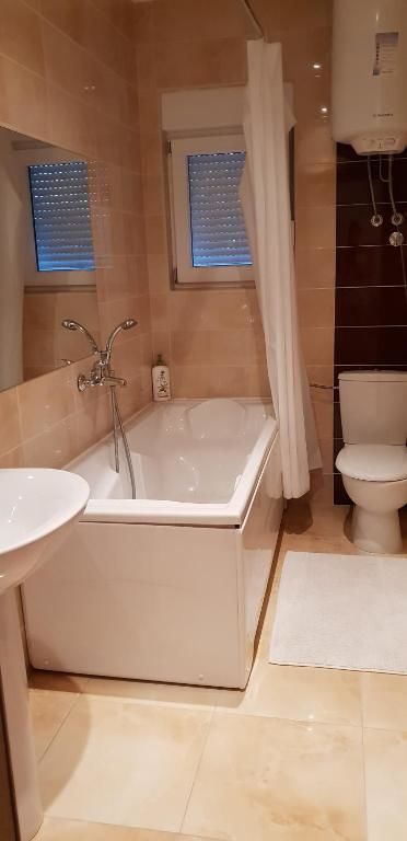 Апартаменты Riverside Villa Тиват