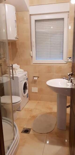 Апартаменты Riverside Villa Тиват Апартаменты с 2 спальнями-11